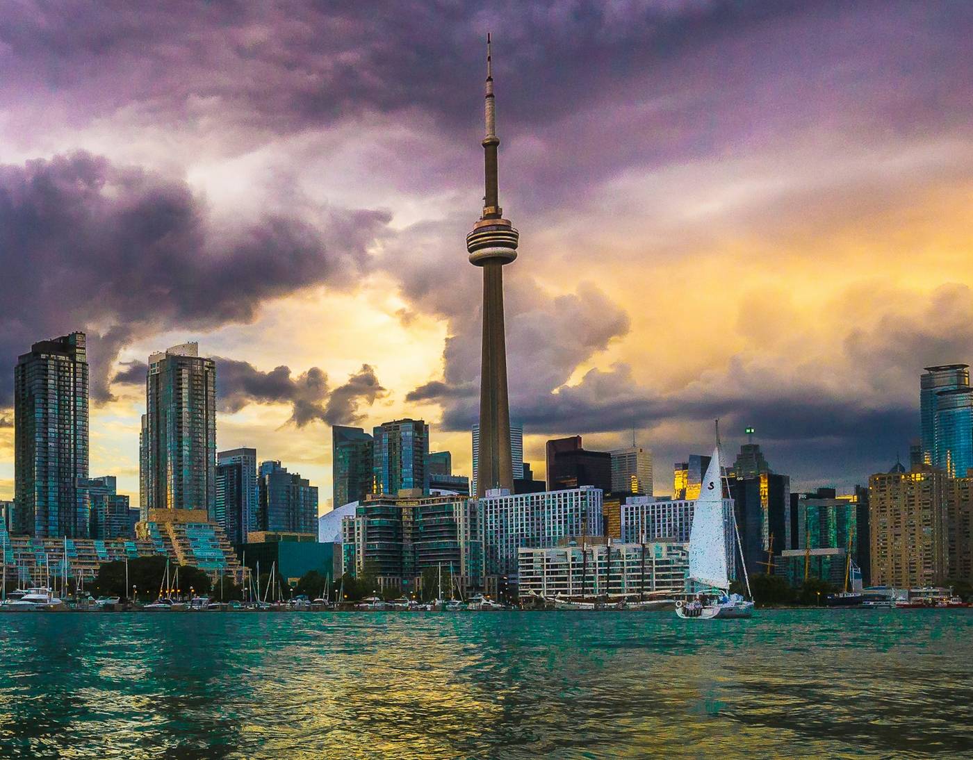 Toronto skyline and CN Tower at sunset